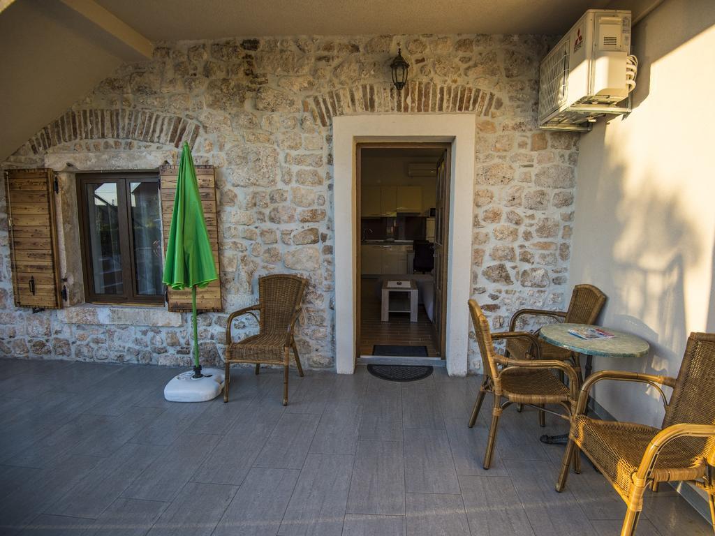 Apartments Punta Starigrad Paklenica Exterior foto